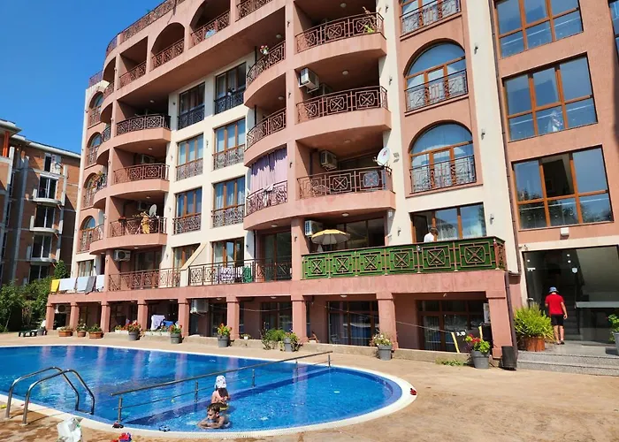 Pacific-3-a Σάνι Μπιτς